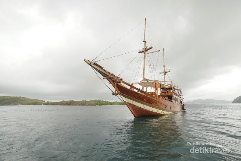 Mari Mengenal Kapal tanpa Paku dari Bugis Pinisi