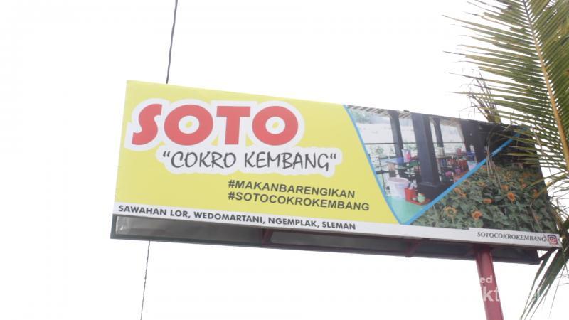 Rumah Makan Kolam Soto Cokro Kembang Yogyakarta: Kenyang Sambil Menggoda Ikan - detikTravel