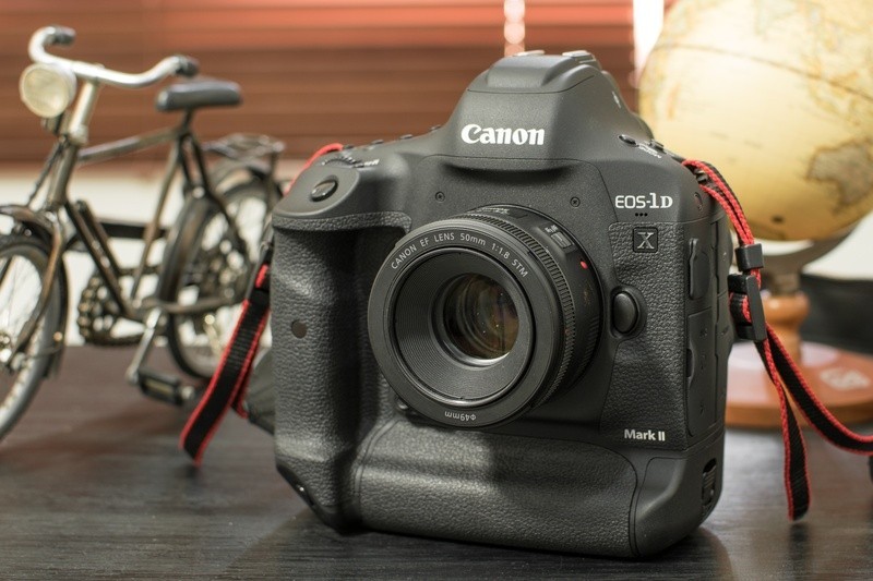 Canon EOS-1D X - Rp 61 juta