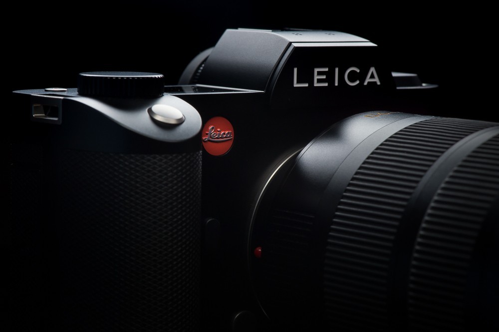Leica SL (Typ 601) - Rp 99 juta