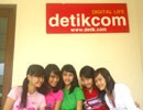 Day 1, Kantor Detikhot Diserbu Cewek-cewek SMUN 90