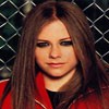 Panggung Avril Lavigne Lebih Besar dari Simple Plan
