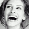 Pasca Melahirkan, Julia Roberts Tampil Gratis