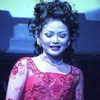 Ribuan Orang Banjiri Konser Dangdut 14 Jam 
