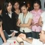 Asyik Membuat Anjing, Panda, Jamur dan Bunga