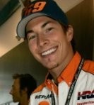 Di Papan Tengah, Hayden Tetap Senang