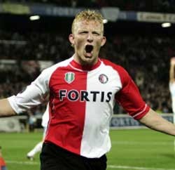 Lepas Baros, Benitez Incar Kuyt