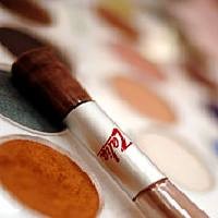 Tips Kosmetik Tetap Cantik 
