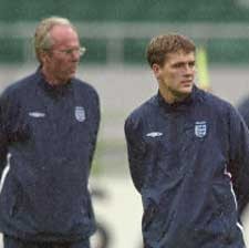 Owen Curhat ke Eriksson