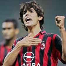 Milan Atasi Siena 3-1
