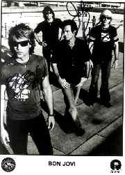 Bon Jovi: Rp 10 Miliar untuk Korban Katrina