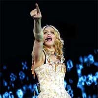 Sstt, Album Madonna Bocor di Internet!