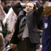 Hina Ofisial, Frank Rugi Rp 248 juta