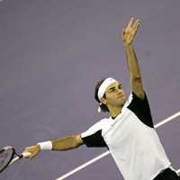 Federer Dekati Rekor McEnroe