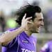 Luca Toni Hadang Milan
