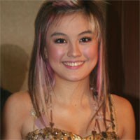Agnes Monica Ingin Glamour
