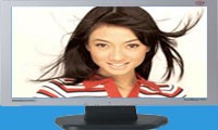Miss World Indonesia Ternyata Rajin Chatting Lho...