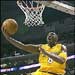 Bryant Hentikan Kekalahan Lakers 