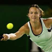 Davenport Tantang Henin-Hardenne di Perempat final