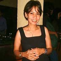Debby Sahertian Nikahi Suami Orang di Bali