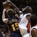 Heat & Spurs Kalah di Kandang