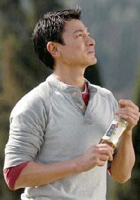 Tiket Konser Andy Lau Seharga Satu Rumah