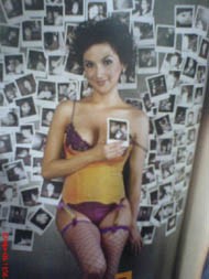 Playboy di Agen Sudah Ludes Sejak 03.00 WIB