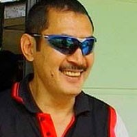 Menantu Bambang Tri Bagi-bagi Berlian
