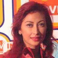 Annisa Nyaris Jatuh Di Catwalk