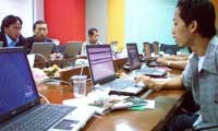 Aktivis LSM Belajar Bermain dan Menari TI