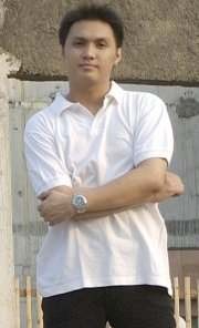 Icha Jikustik Ketagihan Kirim Bantuan