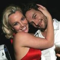 Britney Tandatangani Surat Cerai?
