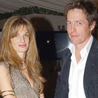 Hugh Grant Tunangan Diam-diam?