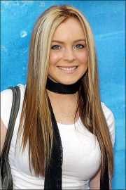 Lindsay Lohan Hobi Mendua