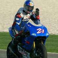 Hopkins Terdepan, Rossi Paling Belakang