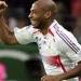 Kejar Klose, Henry!