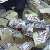 Polda Musnahkan CD & MP3 Bajakan Senilai Rp 17,5 M