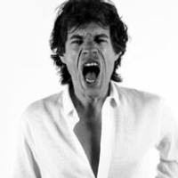 Radang Tenggorokan, Mick Jagger Stop Konser