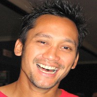 Gepeng, Pahlawan Idola Tora Sudiro