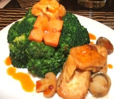 Hidangan Panas Khas Sichuan di SATOO