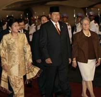 Landasan Bandara Havana Padat, SBY Tertahan 1 Jam di Pesawat 