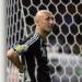 Pujian untuk Barthez