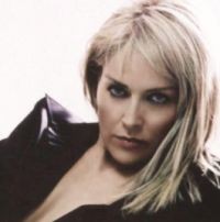 Sharon Stone Goda Mantan Lindsay Lohan