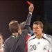 Podolski Dihukum Dua Pertandingan