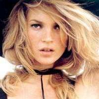 Hamil, Kate Moss Makin Mantap Nikah