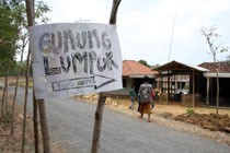 Gunung Lumpur Madura Bergemuruh Jika Laut Pasang