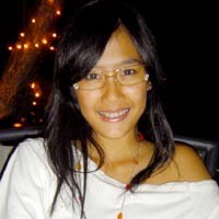 Ardina Rasti Gagal Cium Fedi Nuril