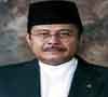 Kado Spesial Fahmi Idris