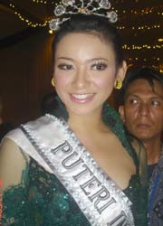 Takut Seperti Nadine, Putri Indonesia 2006 Asah Bahasa Inggris