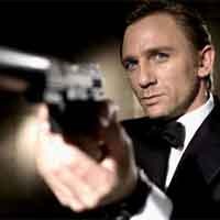 Film James Bond Dongkrak Penjualan Miras